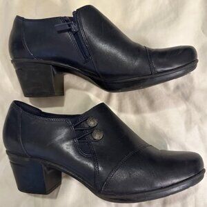 Clarks Emslie Warren Slip-On Loafer, Navy Leather, 9.5W Very Good Condition